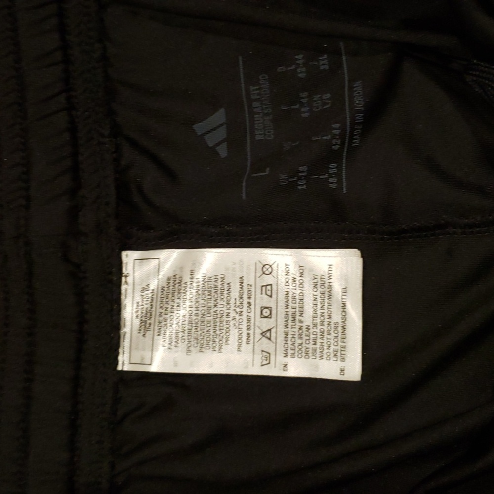 Adidas 5" Inseam Short Never Worn - Picture 3 of 9